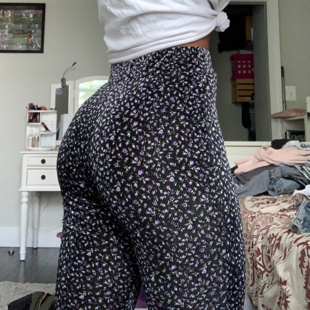 High waisted floral velvet pants